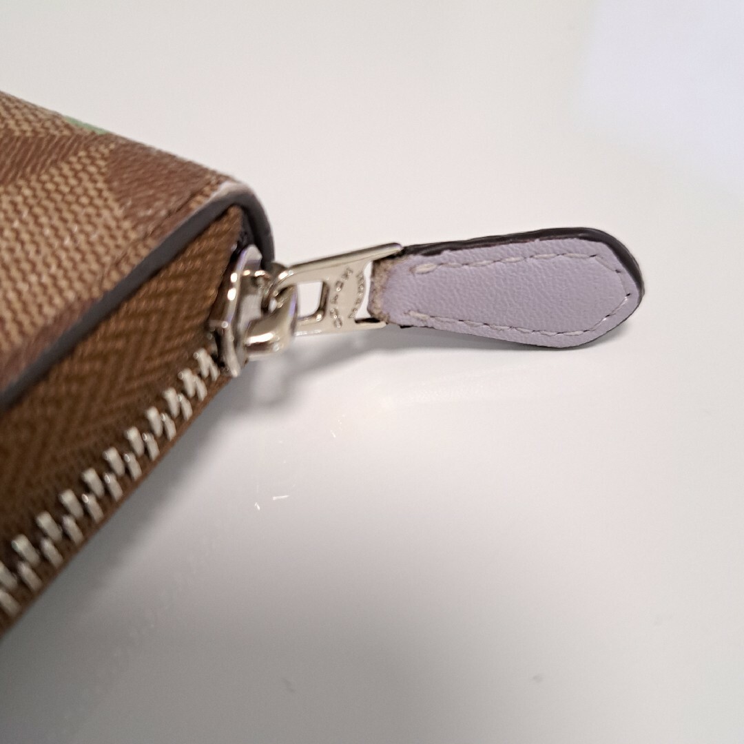 COACH(コーチ)のCOACH　長財布　花柄(紫色) レディースのファッション小物(財布)の商品写真