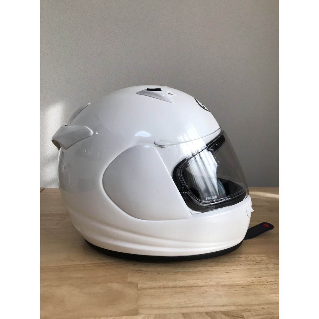 Arai(アライ)のArai QUANTUM-J  フルフェイス　ヘルメット57-58cm 自動車/バイクのバイク(ヘルメット/シールド)の商品写真