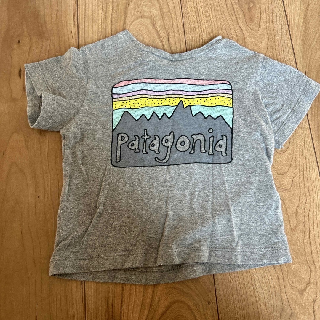 patagonia(パタゴニア)のパタゴニア　Tシャツ キッズ/ベビー/マタニティのベビー服(~85cm)(Ｔシャツ)の商品写真