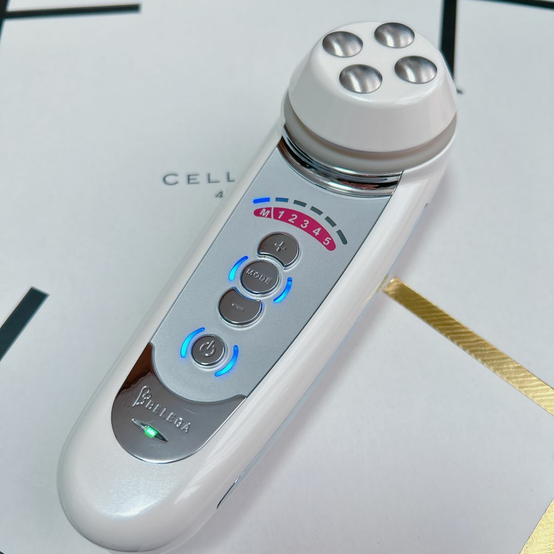 BELEGA(ベレガ)のセルキュア4Tプラス(リニューアル) 美顔器 Cell Cure 4T PLUS スマホ/家電/カメラの美容/健康(フェイスケア/美顔器)の商品写真