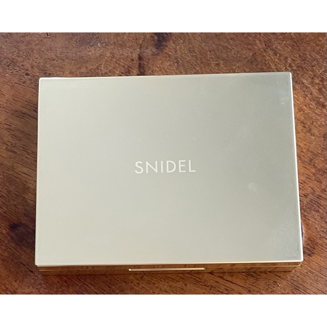 SNIDEL(スナイデル)のスナイデル　アイデザイナー　08 コスメ/美容のベースメイク/化粧品(アイシャドウ)の商品写真