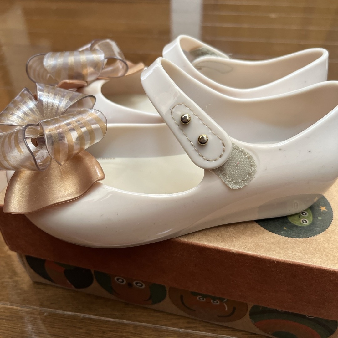 melissa(メリッサ)のmini MELISSA サイズ27 キッズ/ベビー/マタニティのキッズ靴/シューズ(15cm~)(サンダル)の商品写真