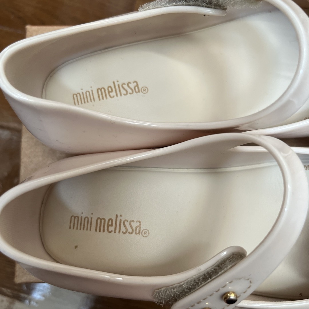 melissa(メリッサ)のmini MELISSA サイズ27 キッズ/ベビー/マタニティのキッズ靴/シューズ(15cm~)(サンダル)の商品写真