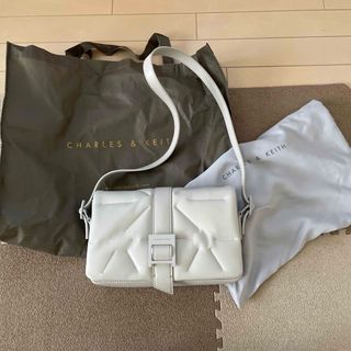 チャールズアンドキース(Charles and Keith)のCHARLES&KEITH ショルダーバッグ(ショルダーバッグ)