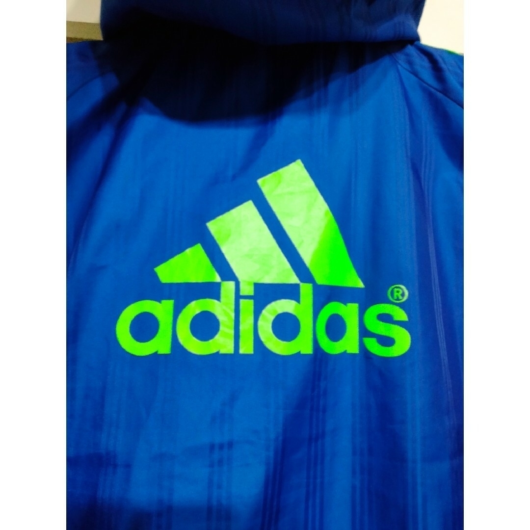 adidas(アディダス)の美品 adidas アディダス ベンチコート 120 ブルー スポーツ/アウトドアのサッカー/フットサル(ウェア)の商品写真