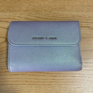 チャールズアンドキース(Charles and Keith)のチャールズアンドキース　CHARLES & KIEITH 折り畳み財布　(財布)