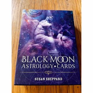 英語版　BLACK MOON ASTROLOGY CARDS オラクルカード(趣味/スポーツ/実用)