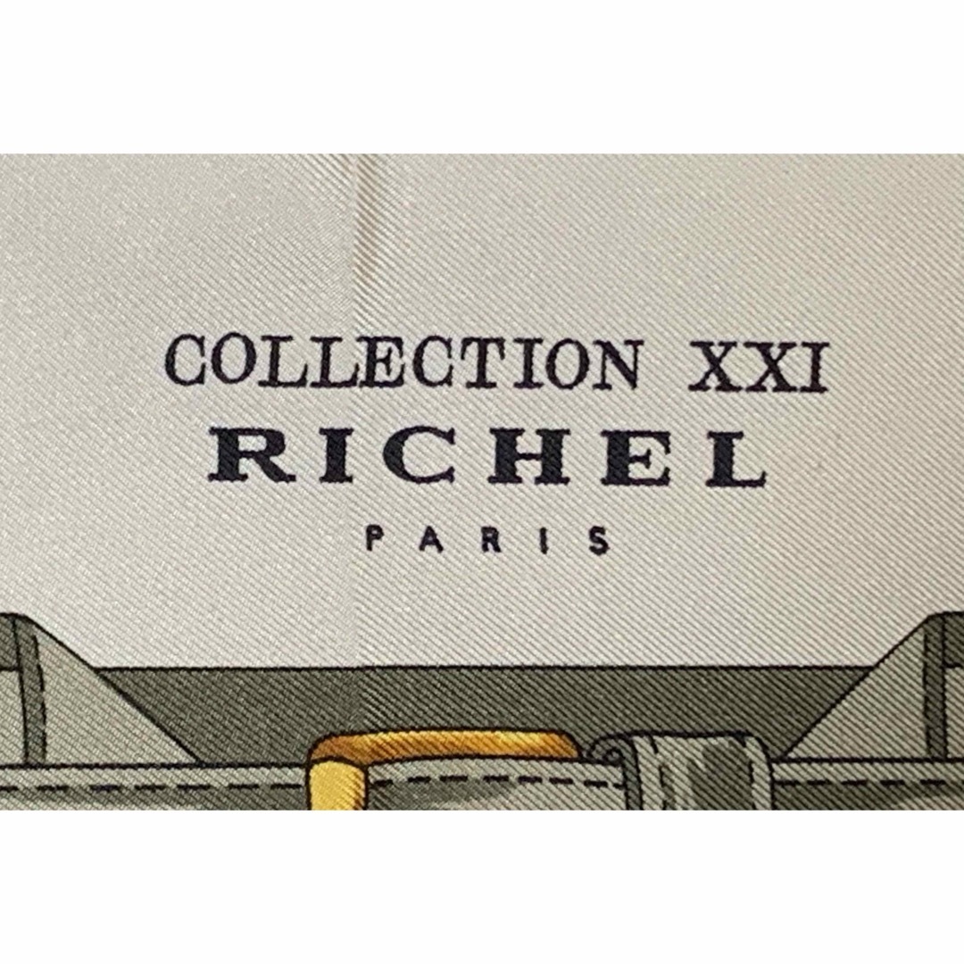 Richell(リッチェル)のRICHEL 紺系新品未使用 スカーフ レディースのファッション小物(バンダナ/スカーフ)の商品写真