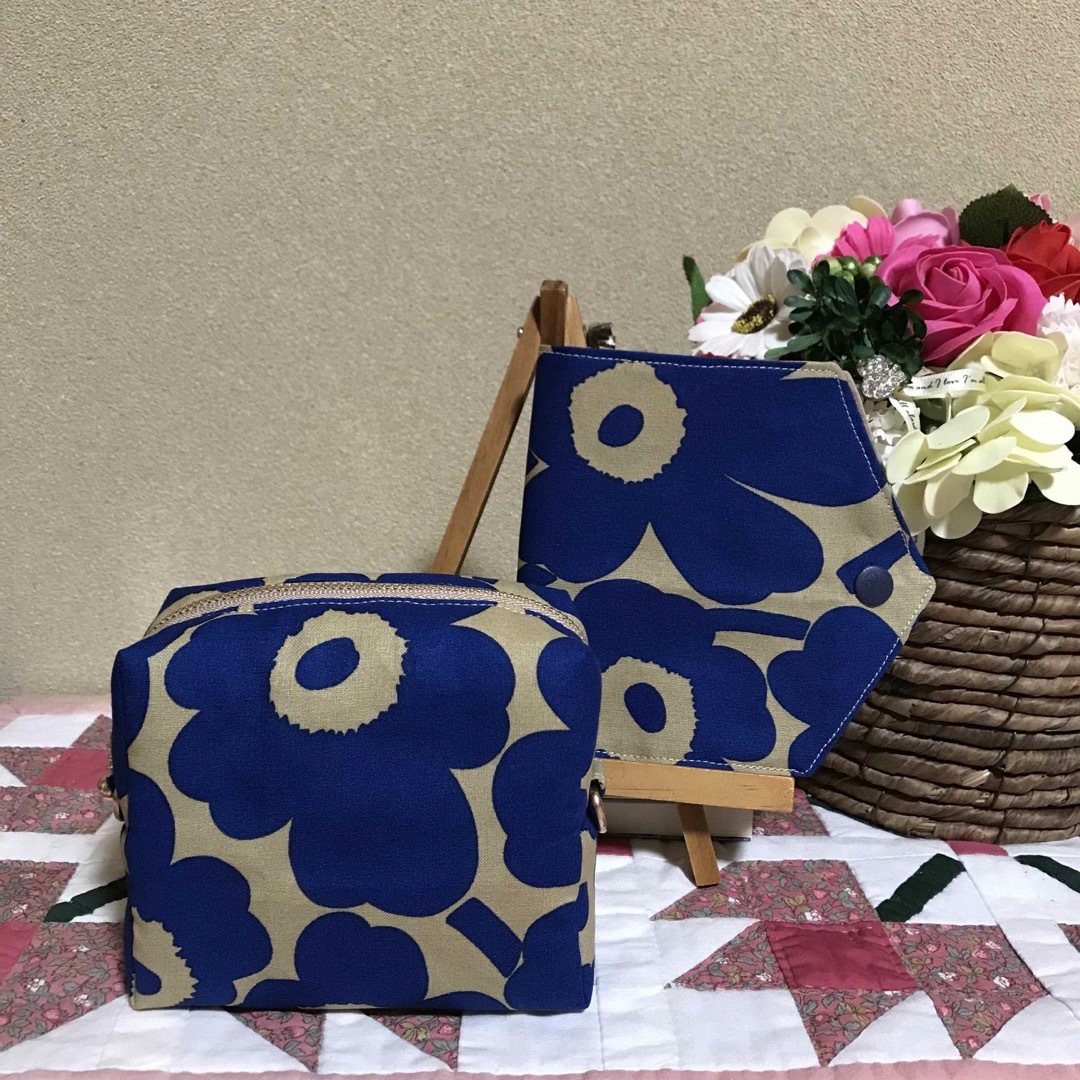 marimekko(マリメッコ)の【専用】マリメッコ   生地　ハンドメイド　2023夏カラー　ポーチ ハンドメイドのファッション小物(ポーチ)の商品写真