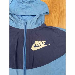 ナイキ(NIKE)のNIKE ナイロンパーカー(ジャケット/上着)