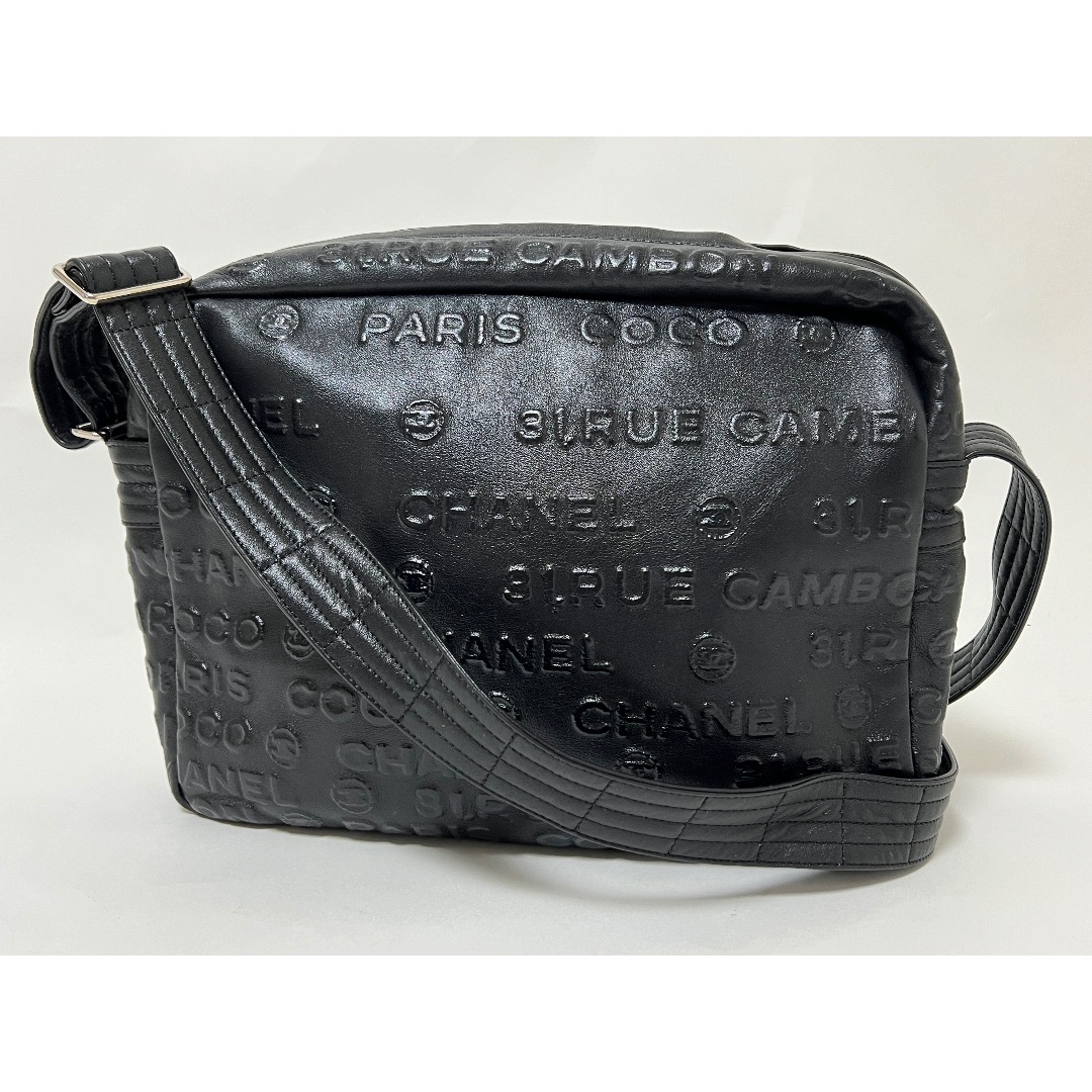 CHANEL - CHANEL シャネル アンリミテッド ショルダーバッグ レザー ロゴ 斜め掛け 12番代 カードあり 美品
