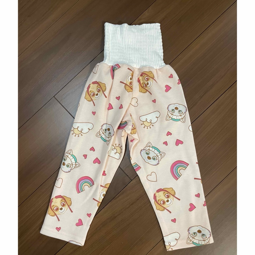 新品未使用　パウパトロール　パジャマズボン90 キッズ/ベビー/マタニティのキッズ服女の子用(90cm~)(パジャマ)の商品写真