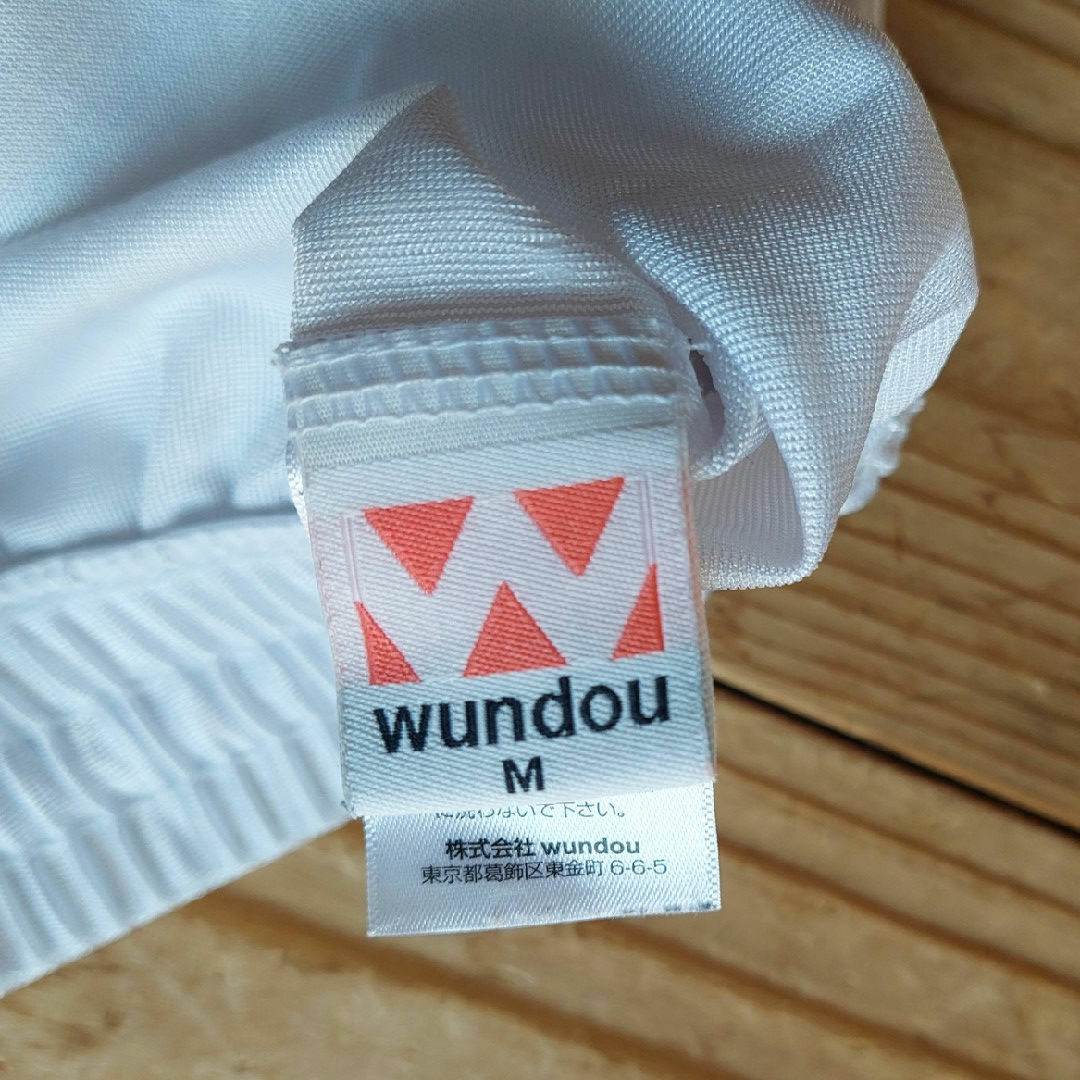 wundou(ウンドウ)のサッカー　プラクティスウェア　wundou　M スポーツ/アウトドアのサッカー/フットサル(ウェア)の商品写真