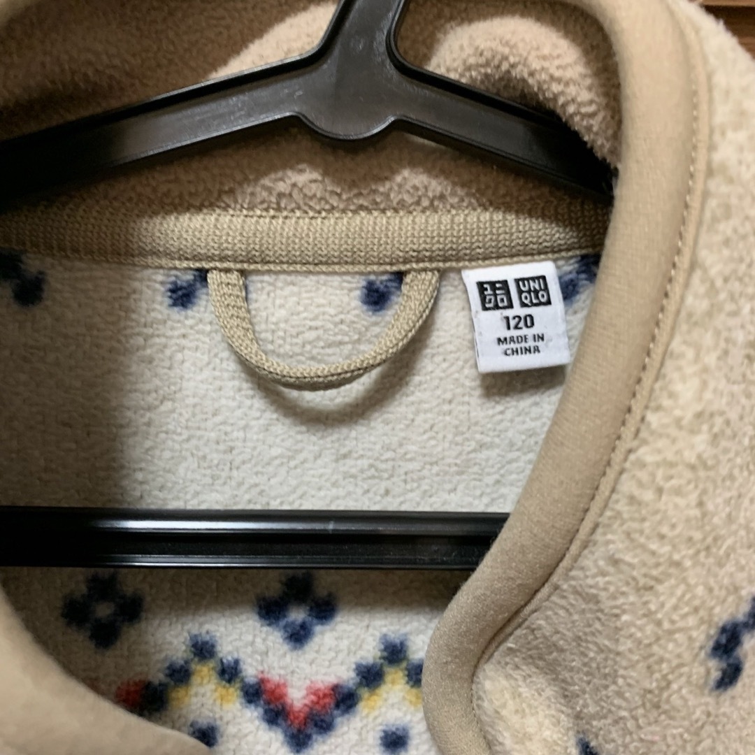 UNIQLO(ユニクロ)の【UNIQLO】フリース　ジャンバー　120cm キッズ/ベビー/マタニティのキッズ服女の子用(90cm~)(ジャケット/上着)の商品写真