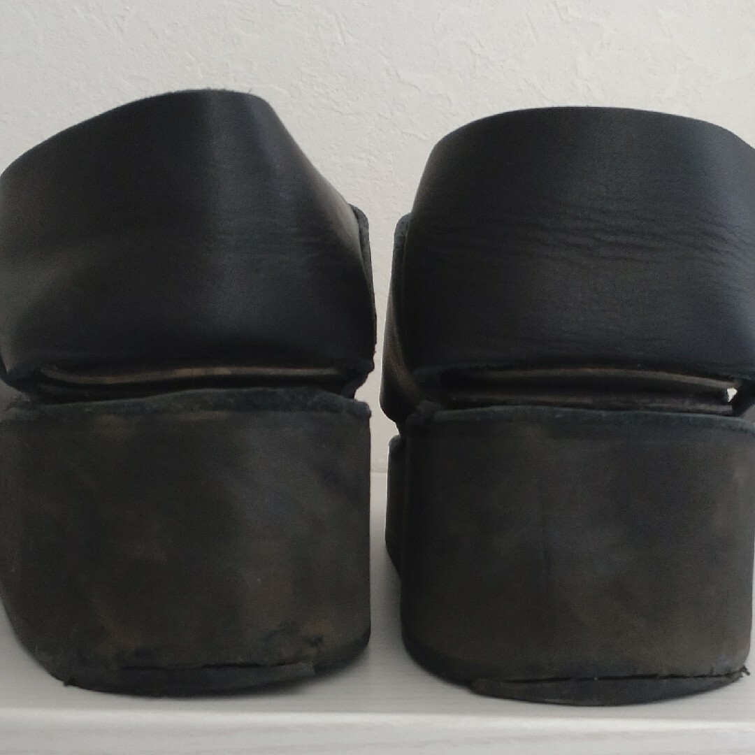 LAD MUSICIAN(ラッドミュージシャン)のused ラッドミュージシャン クロスレザーウェッジサンダル 27cm ブラック メンズの靴/シューズ(サンダル)の商品写真