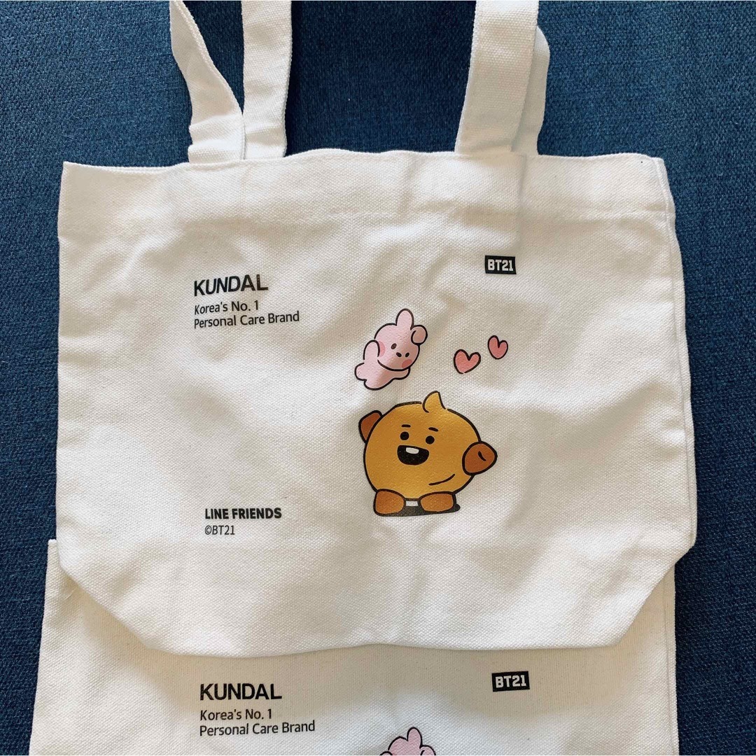 BT21(ビーティーイシビル)の*【新品未使用】BT21   トートバッグ KUNDAL 2個セット* エンタメ/ホビーのタレントグッズ(アイドルグッズ)の商品写真