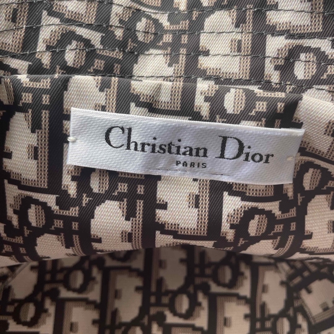 Dior(ディオール)の【お値下げ】DIOR バケットハット 57 レディースの帽子(ハット)の商品写真