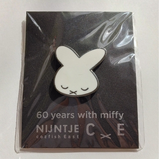 ミッフィー(miffy)の【未使用】ミッフィー　ピンバッジ　60周年　ナインチェ(バッジ/ピンバッジ)