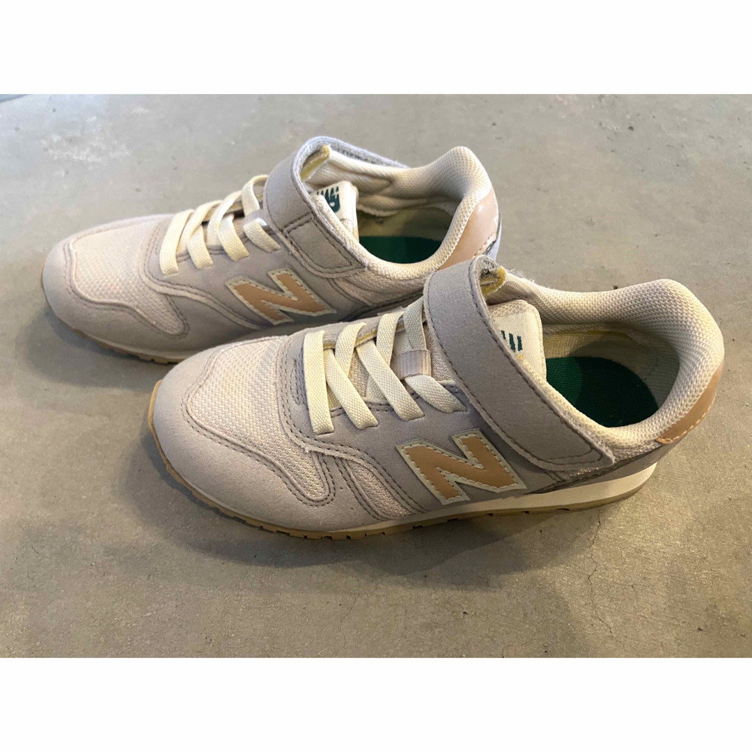 New Balance(ニューバランス)のnew balance ニューバランス/373/18.5cm/送料込み キッズ/ベビー/マタニティのキッズ靴/シューズ(15cm~)(スニーカー)の商品写真