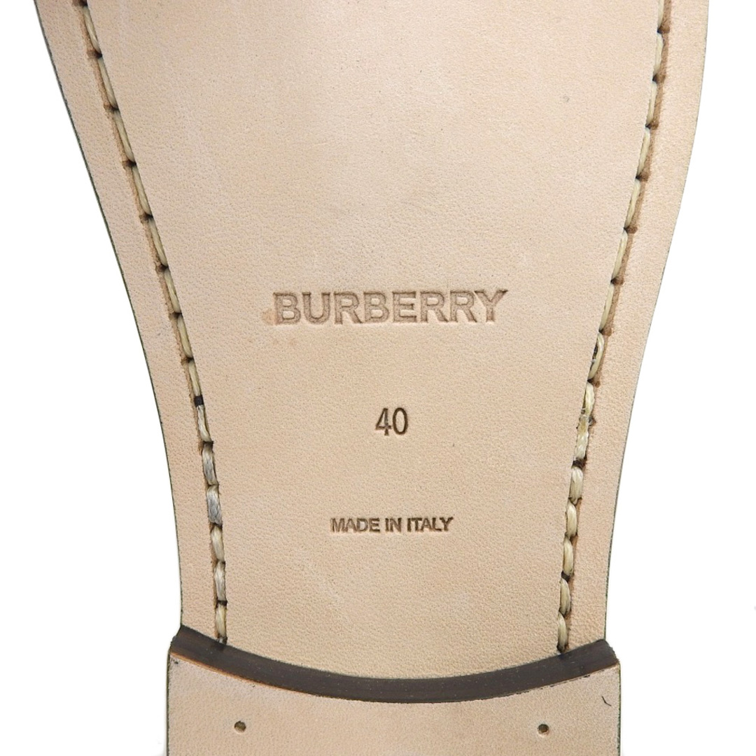 BURBERRY(バーバリー)のバーバリー 新品同様 コインローファー シューズ メンズ ブラック 40 40 メンズの靴/シューズ(その他)の商品写真