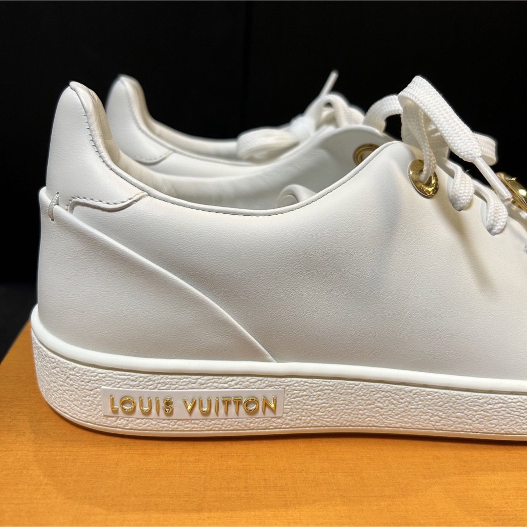 LOUIS VUITTON フロントローラインスニーカー23.5cm レディースの靴/シューズ(スニーカー)の商品写真