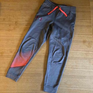 アンダーアーマー(UNDER ARMOUR)のunder armor アンダーアーマー  ジャージパンツ　ズボン　130cm(その他)