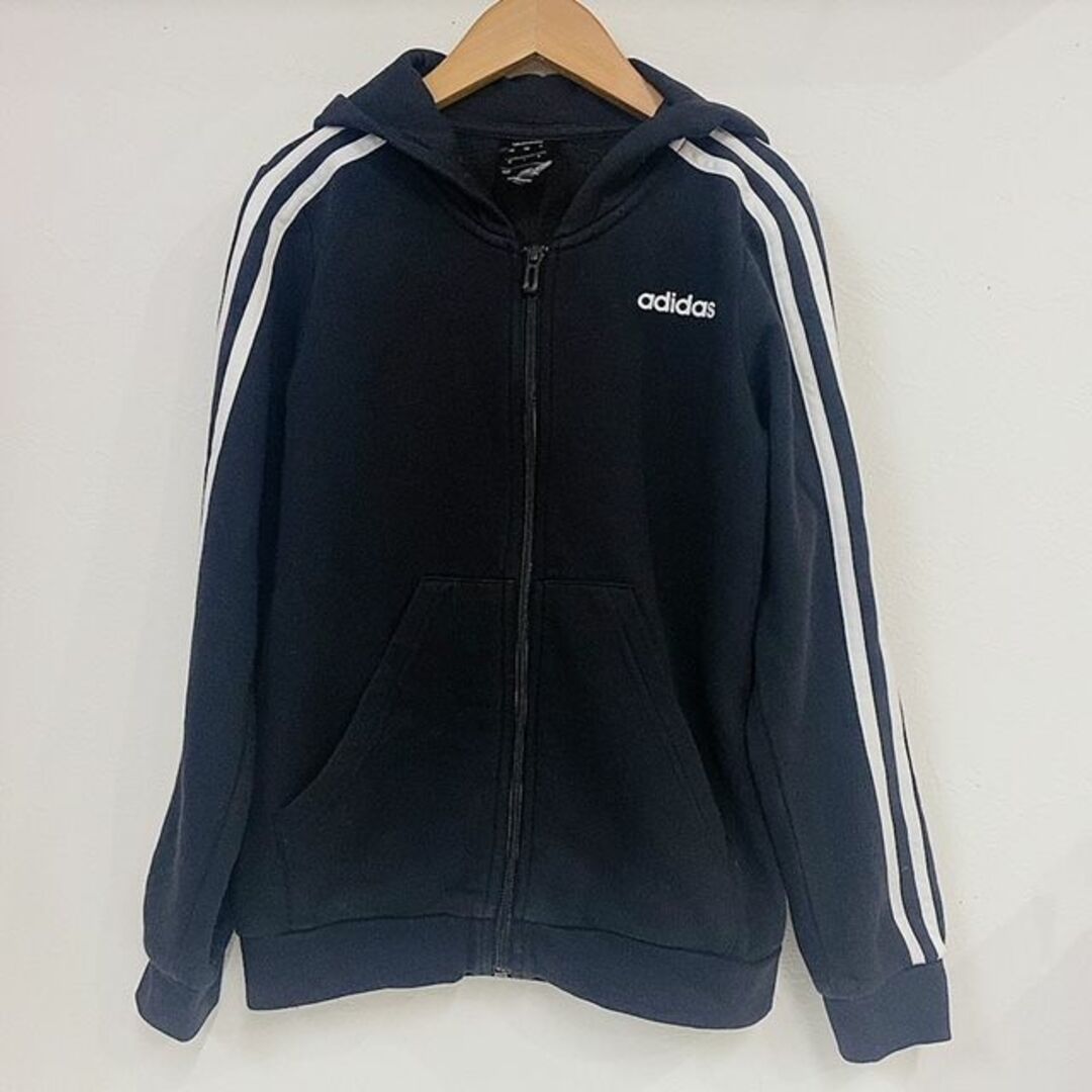 adidas(アディダス)の● adidas フード付き ジャケット スウエット ジャケット 150㎝ 黒 キッズ/ベビー/マタニティのキッズ服男の子用(90cm~)(ジャケット/上着)の商品写真