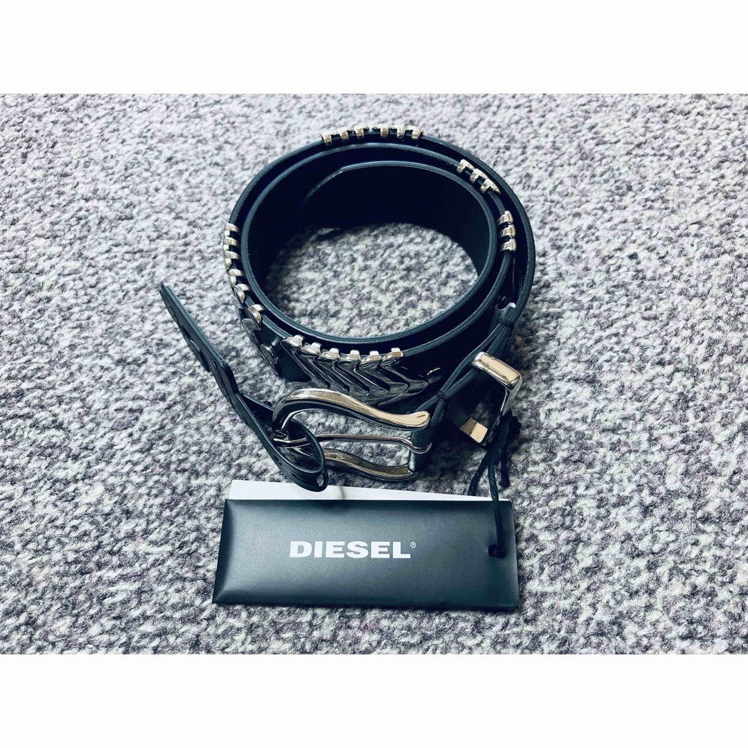 DIESEL(ディーゼル)の【タグ有り新品未使用・正規品】DIESEL ベルト ブラック Y2K TOGA レディースのファッション小物(ベルト)の商品写真