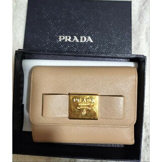 プラダ(PRADA)の早い者勝ち！ プラダ PRADA サフィアーノ 折り財布 財布 リボン ベージュ(財布)