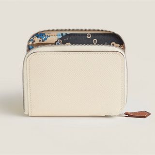 エルメス(Hermes)のHERMES シルクインコンパクト（ホワイト・クレ）(折り財布)