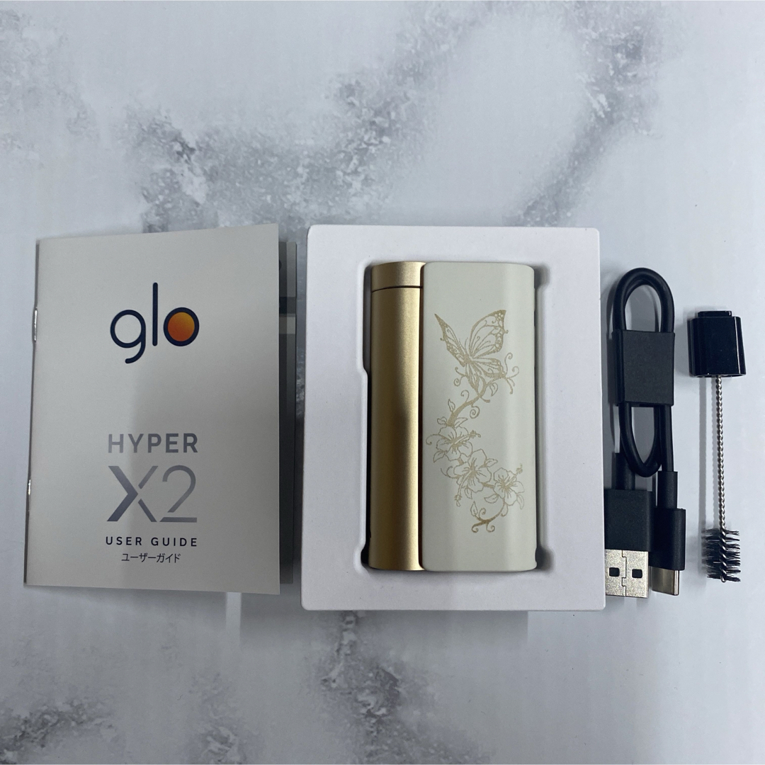 glo(グロー)のアゲハ蝶 レーザー加工 glo hyper X2 グローハイパー 本体 ホワイト メンズのファッション小物(タバコグッズ)の商品写真