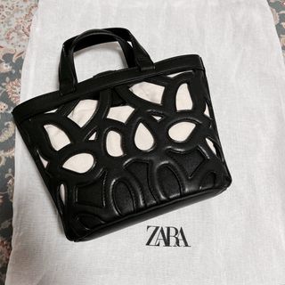 ザラ(ZARA)の【さつまいも様】新品 未使用ZARA カットワークミニトートバッグ　(ショルダーバッグ)