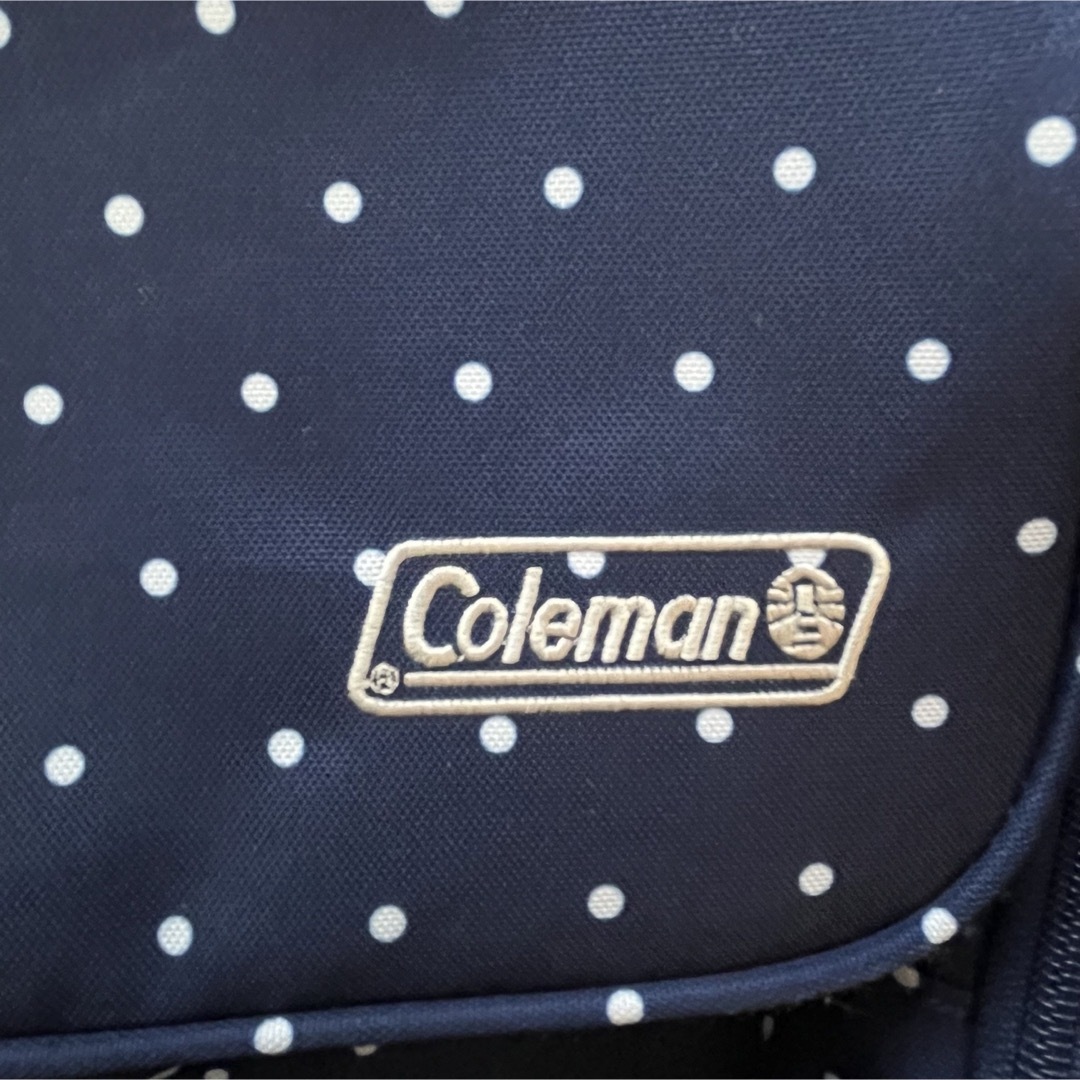 Coleman(コールマン)のColeman コールマン 大容量拡張型トラベルリュック　ネイビードット キッズ/ベビー/マタニティのこども用バッグ(リュックサック)の商品写真