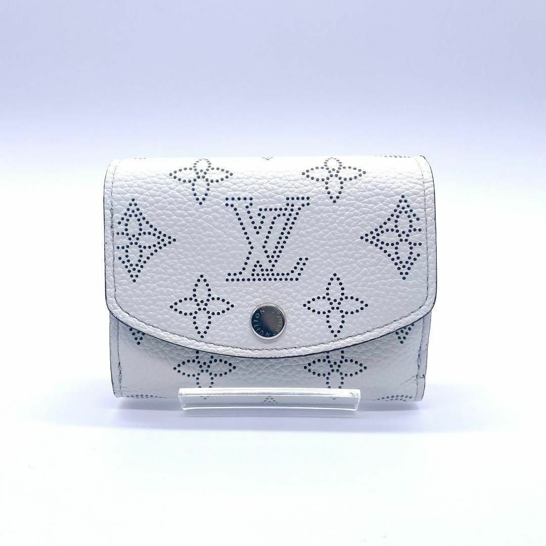 LOUIS VUITTON(ルイヴィトン)のLOUIS VUITTON マヒナ ポルトフォイユ  三つ折り財布　M82365 レディースのファッション小物(財布)の商品写真