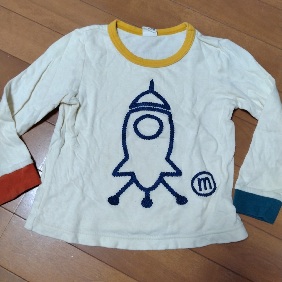 mou jon jon(ムージョンジョン)のsize100＊ロケット柄シャツ キッズ/ベビー/マタニティのキッズ服男の子用(90cm~)(Tシャツ/カットソー)の商品写真