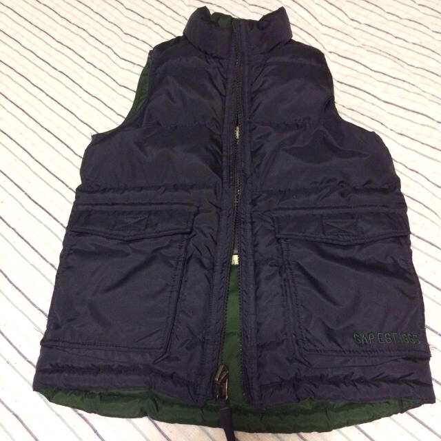 GAP(ギャップ)のGAP110cmダウン ミチ様専用 キッズ/ベビー/マタニティのキッズ服男の子用(90cm~)(その他)の商品写真