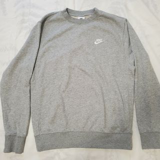 ナイキ(NIKE)の【期間限定値下げ！】NIKE　スウェット　パーカー(パーカー)