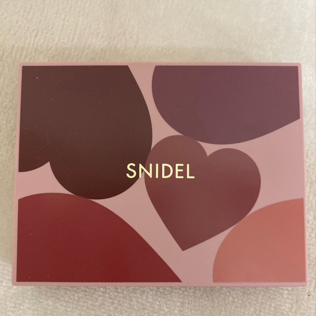 SNIDEL(スナイデル)のSNIDEL　アイデザイナー　EX10 Valentine Wishes コスメ/美容のベースメイク/化粧品(アイシャドウ)の商品写真