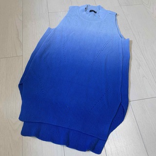 MOMA - セーター　ニット　プルオーバー　トップス　青　水色　グラデーション