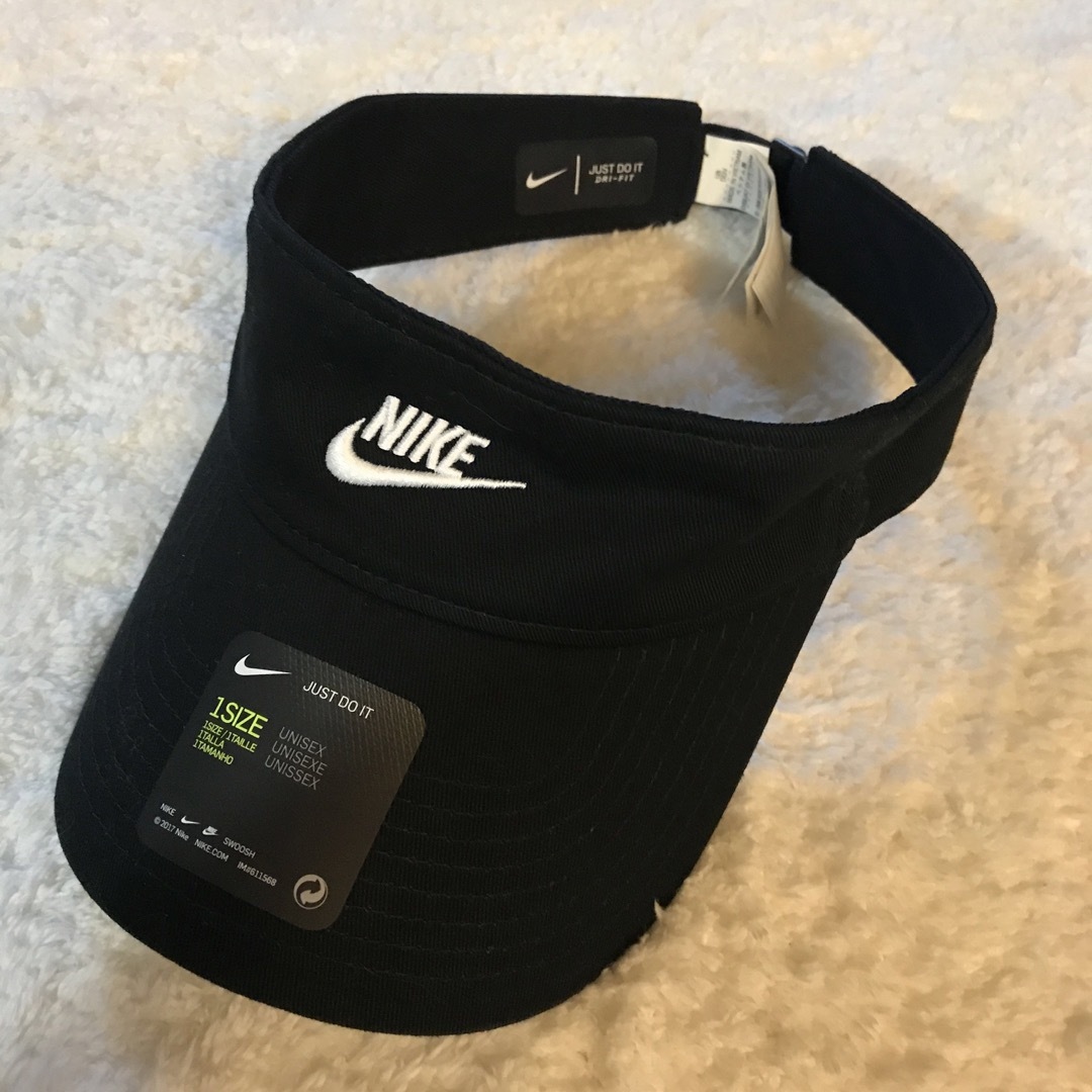 NIKE(ナイキ)のNIKEサンバイザー  帽子 レディースの帽子(キャップ)の商品写真