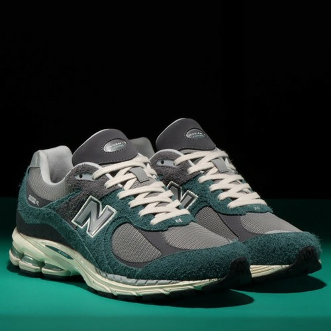 New Balance(ニューバランス)のnew balance 新作 M2002REMスニーカー レディースの靴/シューズ(スニーカー)の商品写真