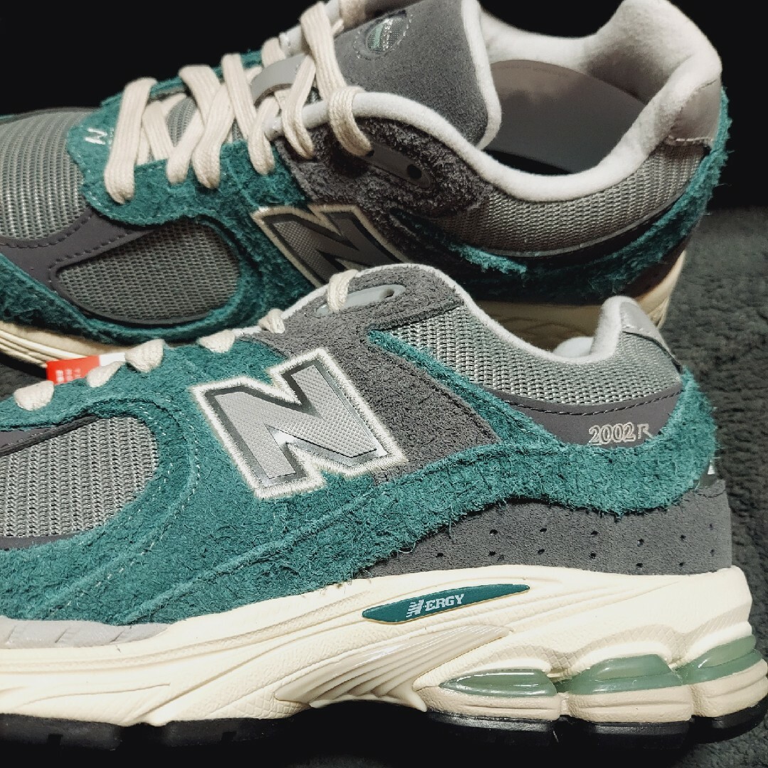 New Balance(ニューバランス)のnew balance 新作 M2002REMスニーカー レディースの靴/シューズ(スニーカー)の商品写真