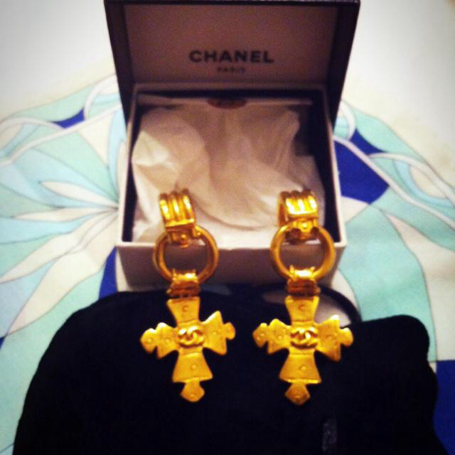 CHANEL(シャネル)のシャネル♡Bklynlove21様専用♡ レディースのアクセサリー(イヤリング)の商品写真