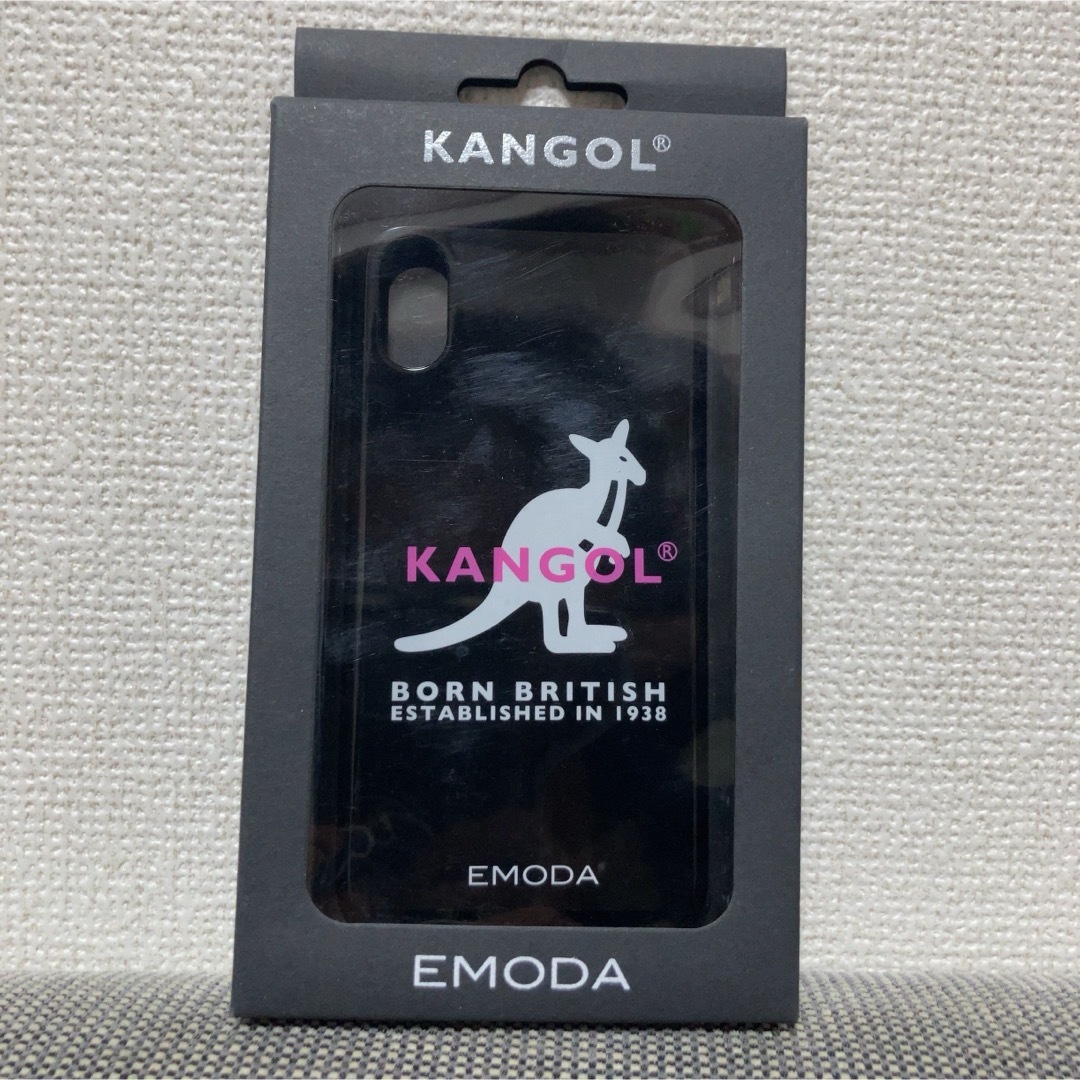 EMODA(エモダ)の新品未使用 EMODA×KANGOL iPhoneXケース スマホ エモダ 黒色 スマホ/家電/カメラのスマホアクセサリー(iPhoneケース)の商品写真