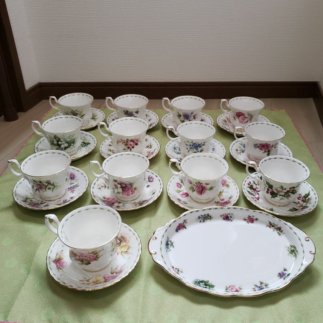 ROYAL ALBERT - ロイヤルアルバート フラワーオブザマンス12ヶ月 ROYAL ALBERT - ロイヤルアルバート フラワーオブザマンス12ヶ月
