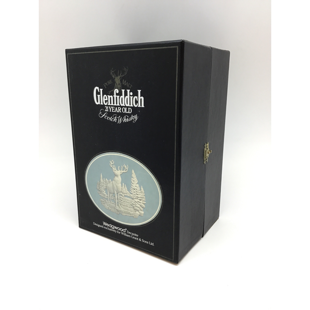 グレンフィディック(グレンフィディック)のGlenfiddich 21year old Wedgwood Decanter 食品/飲料/酒の酒(ウイスキー)の商品写真