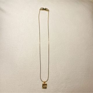 GIVENCHY - 【美品】GIVENCHY ロングネックレス シンプル ゴールドの ...