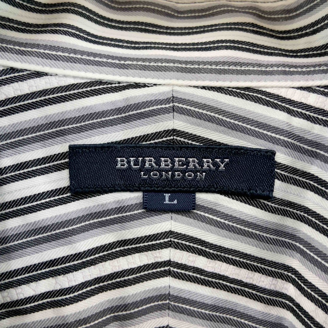 BURBERRY(バーバリー)のBURBERRY LONDON  ストライプ　白×黒×グレー　三陽商会長袖 シャツ　サイズ3 レディースのトップス(ニット/セーター)の商品写真