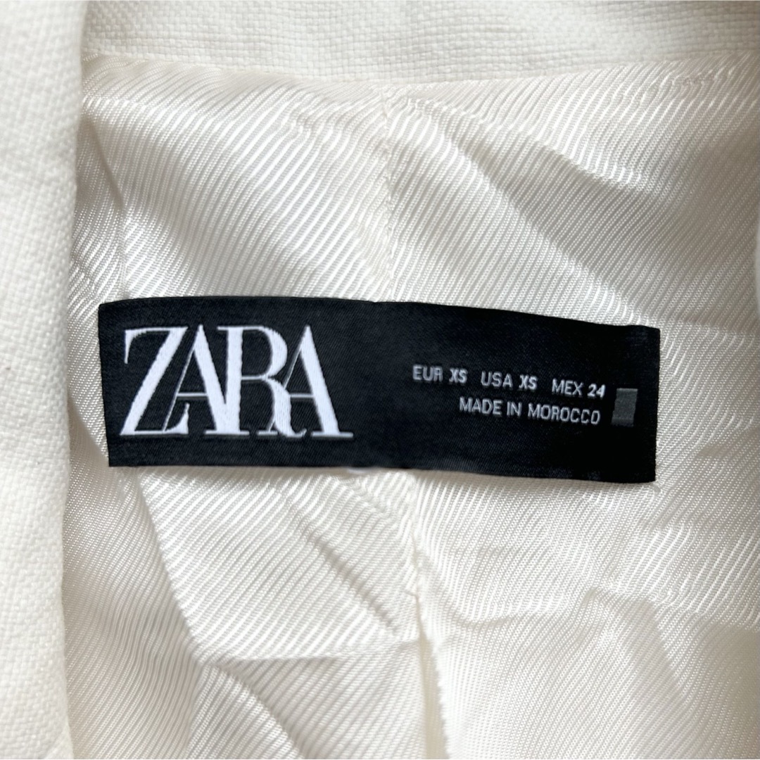 ZARA(ザラ)のZARA❤️リネン混パッチポケットブレザー❤️オフ白 レディースのジャケット/アウター(テーラードジャケット)の商品写真