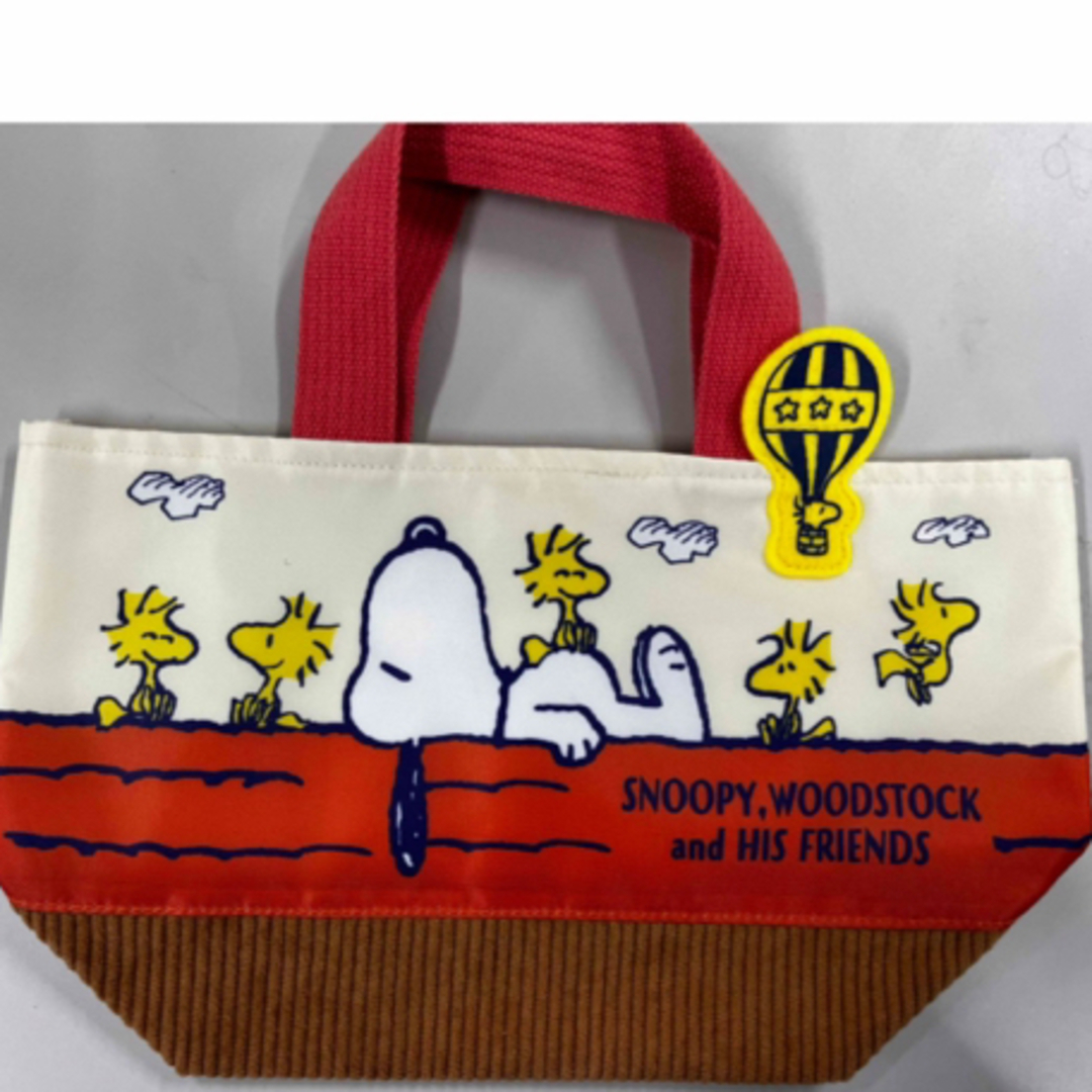 SNOOPY(スヌーピー)のss♡em様専用　ハンカチ4枚とジェットストリーム等文具のセット レディースのファッション小物(ハンカチ)の商品写真